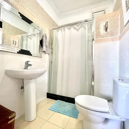 Apartamento Con Freewifi En Frente A La Playa Alcala