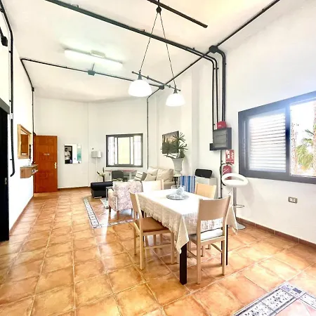Apartamento Con Freewifi En Frente A La Playa Alcala Apartmán *