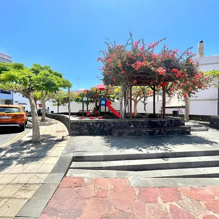 Apartamento Con Freewifi En Frente A La Playa Alcala Apartmán